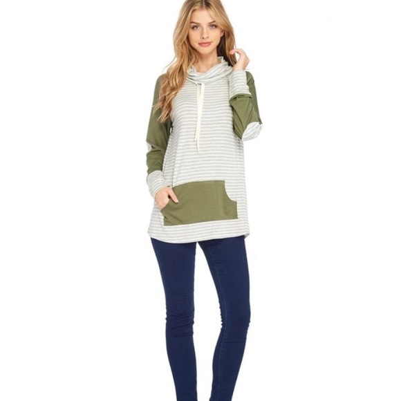 Last 2! Cowl elbow patch top - Picture 6 of 6